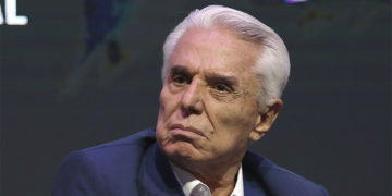 Ahí viene la plaga: ¡Enrique Guzmán explota contra el SAT!