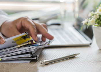 ¿Qué documentos necesito para entrar a la página del SAT?