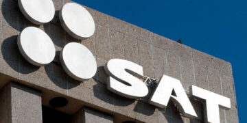 ¿Te llegó un mensaje del SAT con saldo a favor? Ten cuidado puede ser fraude