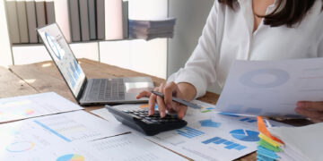 Iniciando el Ciclo Contable: Fases y Fundamentos Esenciales