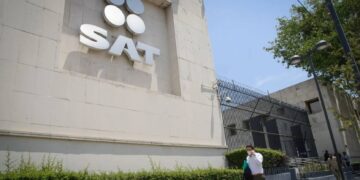 ¿Por qué el SAT le pidió más documentos a tu cliente para la devolución?
